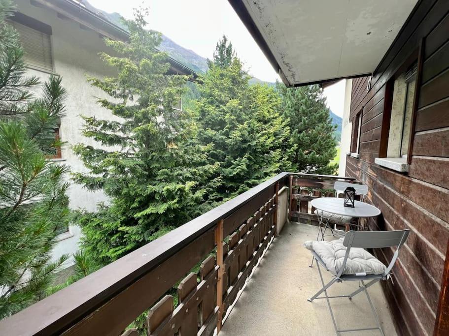 Pure Comfort! Entire Apartment With Abundant Space Near Zermatt With Parking! Täsch Buitenkant foto